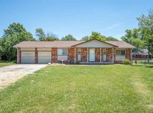 4610 NW County Line Rd, Benton, KS 67017