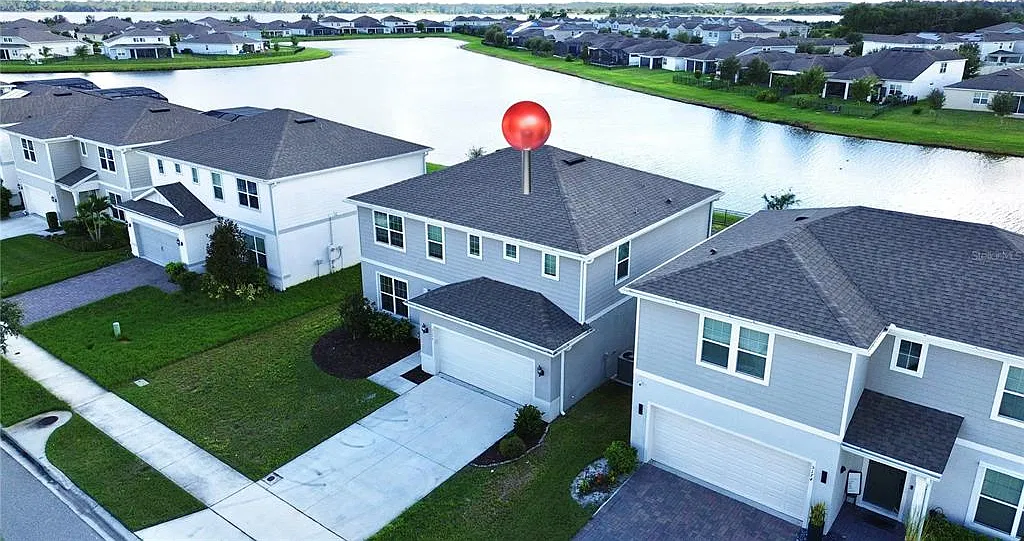 5 bed, 3.0 bath, 2391 sqft, $2,500 — Photo 1