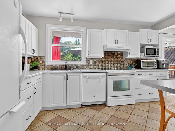 5th image of 2966 Linton Rd