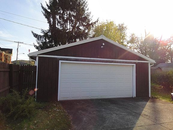 giant garage and driveway