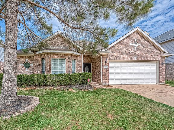 2nd image of 6427 Stone Landing Ln