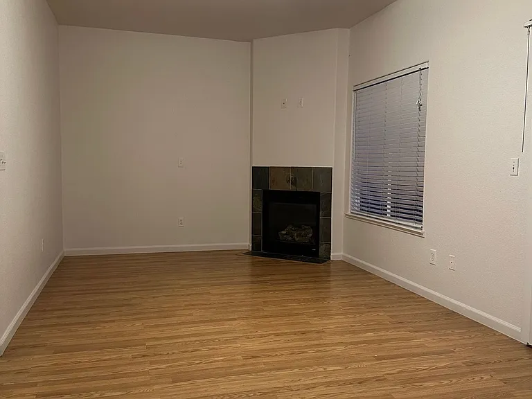 Villas at Mercey Springs — Photo 4