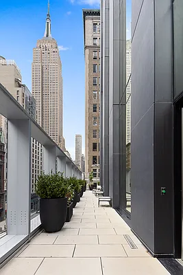 Rented by Keller Williams NYC | media 28