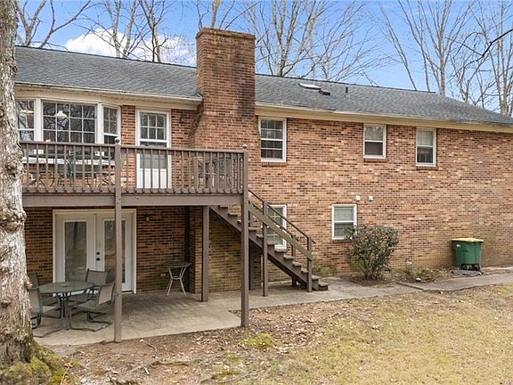 2nd image of 1709 Brandywine Dr