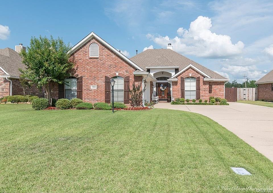 1st image of 1004 Tuscany Blvd