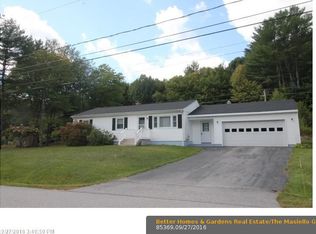 30 Cedarwood Rd, Auburn, ME 04210