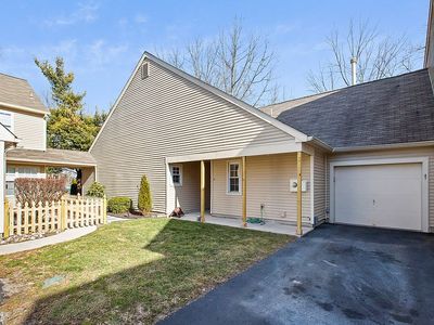 47 Woodlake Dr, Marlton, NJ, 08053
