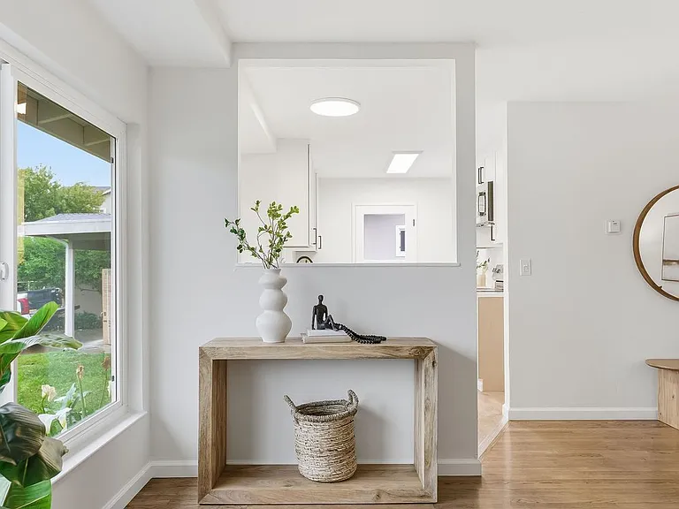 448 Waddington Ave — Photo 11
