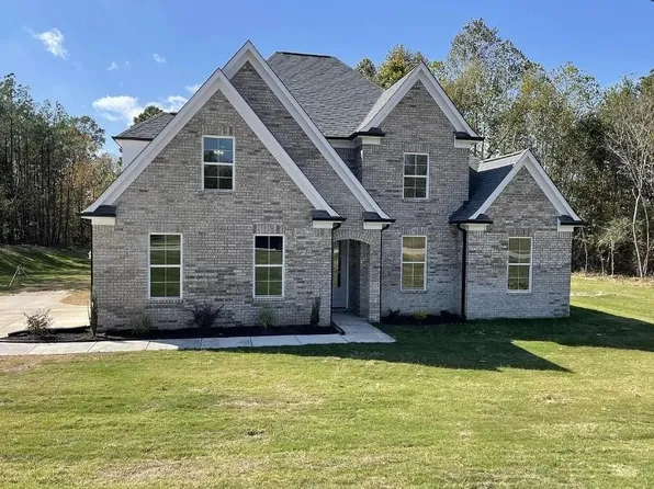 54 Patriot Way Dr, Byhalia, MS 38611