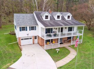 W7425 State Highway 10, Ellsworth, WI 54011