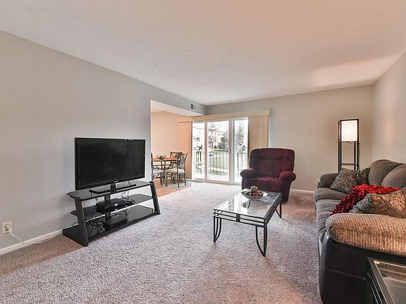 5th image of 12749 Woodcrest Plz