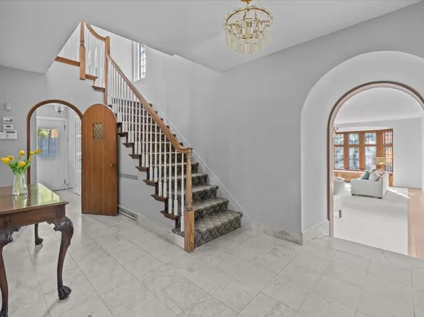 4500 Fieldston Road image 3 of 17