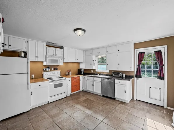 1520 Wayne St, Denton, TX 76209