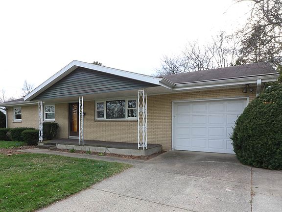 2nd image of 1535 Gordon Dr