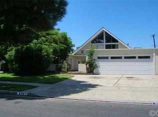 598 Pierpont Dr, Costa Mesa, CA 92626