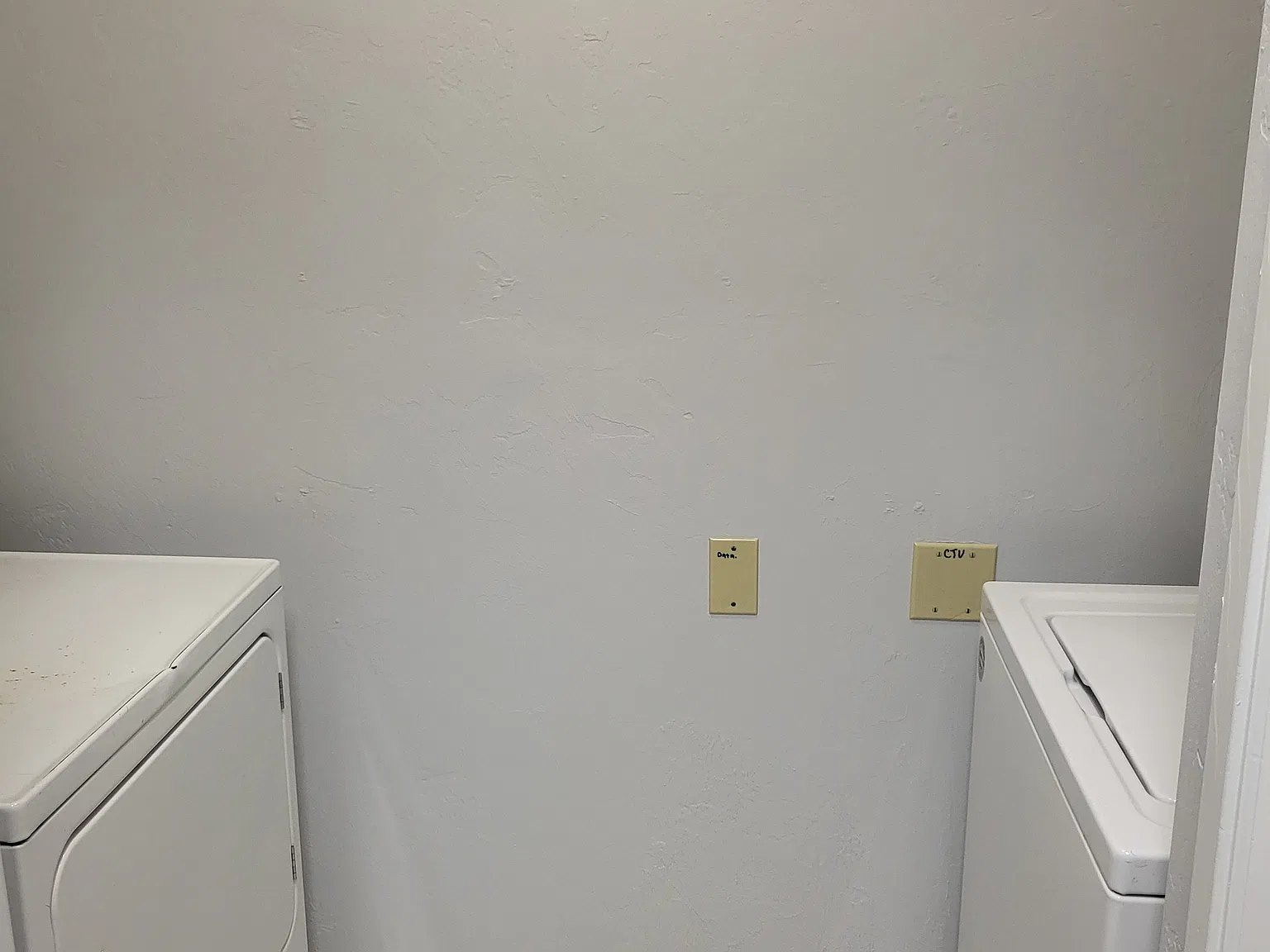 2 bed, 925 sqft, $1,339 — Photo 3