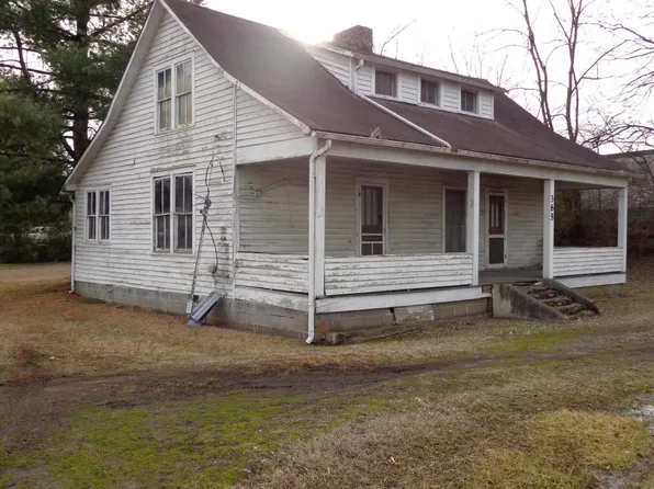 365 Pennell Ln, Newport, TN 37821