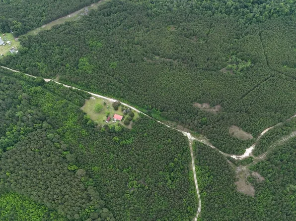 0 Split Drive SE, Bolivia, NC 28422