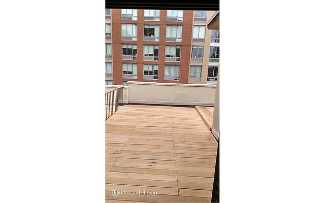 Rented by Douglas Elliman | media 37