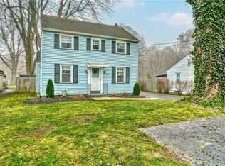 31 Fenton Rd, Rochester, NY 14624