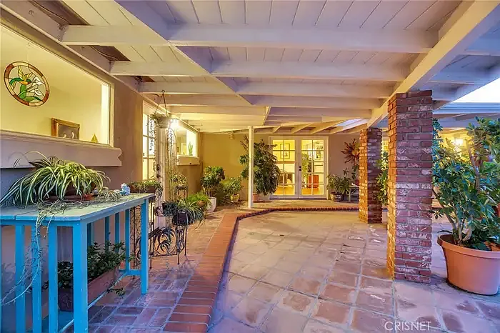 18011 Sunburst St — Photo 7