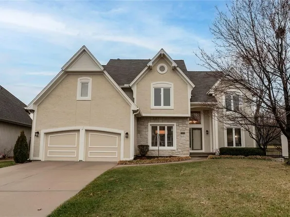 12412 Beverly St, Overland Park, KS 66209