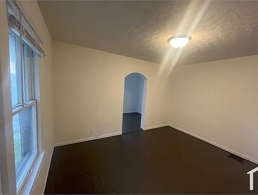 6050 E Washington St — Photo 10