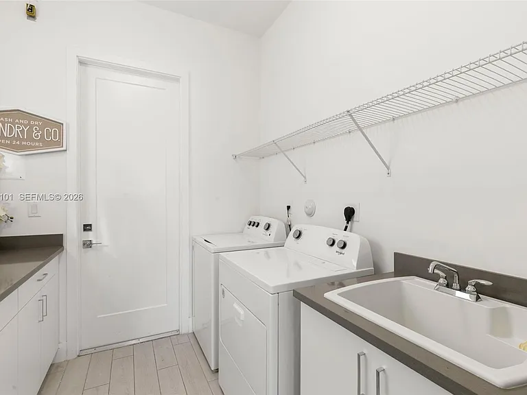 5089 Gambero Way — Photo 18