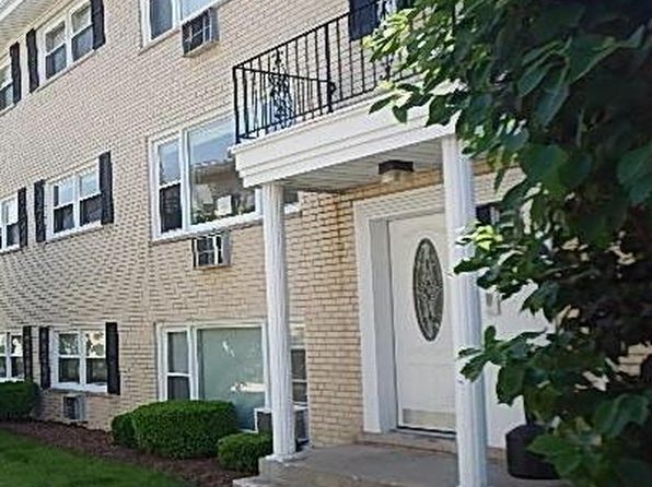 4929 N East River Rd Unit 3A