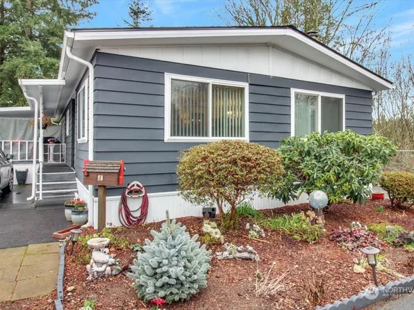 1121 244th St SW #13, Bothell, WA 98021