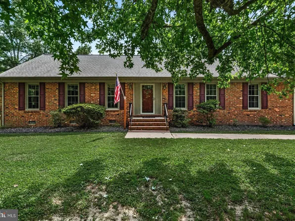 16112 Healy St, Milford, VA 22514