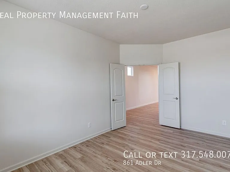 861 Adler Dr — Photo 5