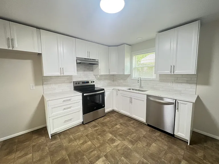 1827 S Glencrest Dr — Photo 6