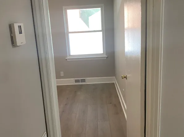 4222 Walker Rd, Charlotte, NC 28211