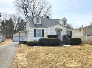 27 Evalon Rd, New Hartford, NY 13413