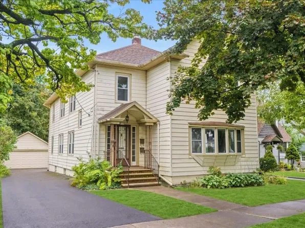 78 Crestmont Rd, Binghamton, NY 13905