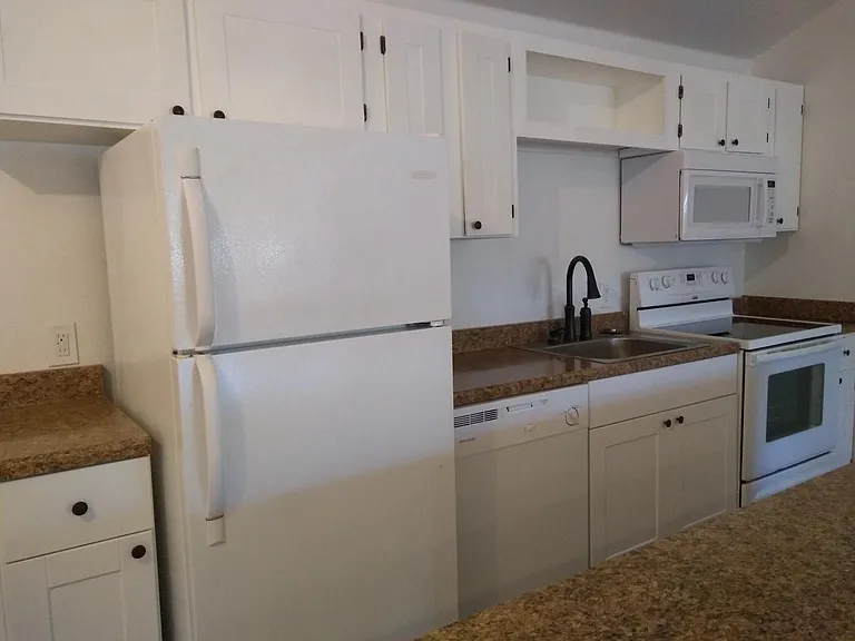 1654 Skyline Dr #1 — Photo 5