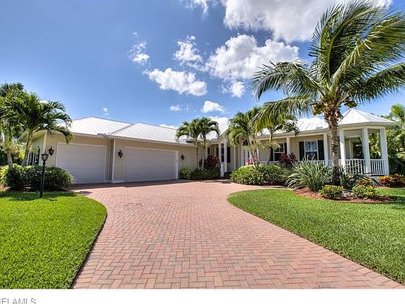 3rd image of 15828 Caloosa Creek Cir