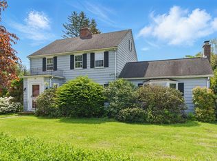 56 Springfield St, Wilbraham, MA 01095