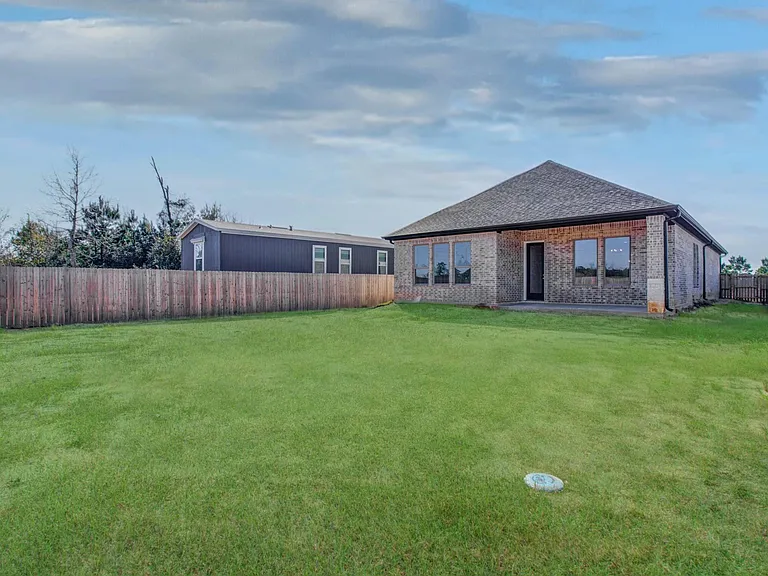 1248 Road 5802 — Photo 28