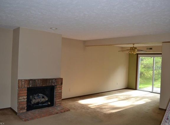 4th image of 8772 E Brook Cir