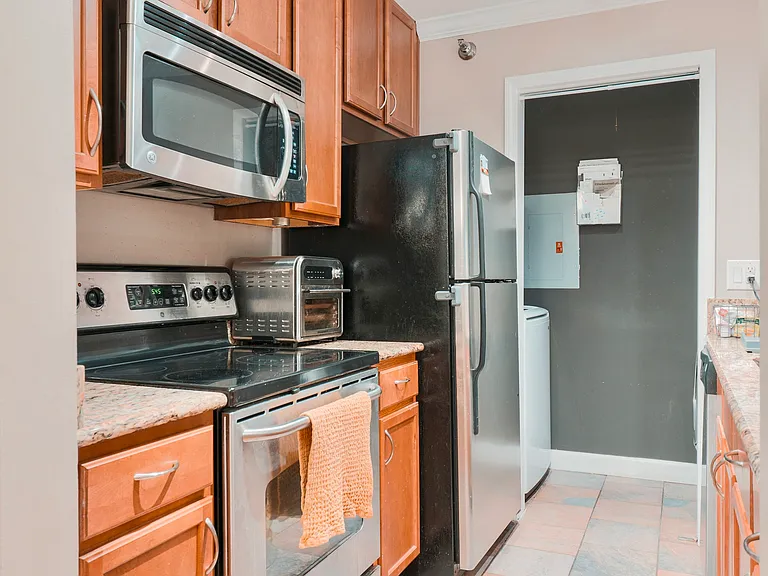 129 Glengarry Dr #110 — Photo 7