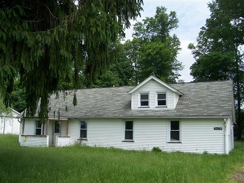 2nd image of 5628 Hewitt Gifford Rd