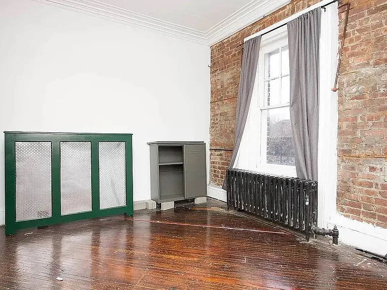 351 Washington Ave #7 — Photo 4