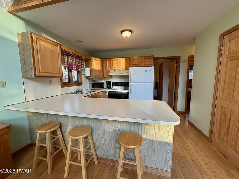 103 Laurel Rd — Photo 4