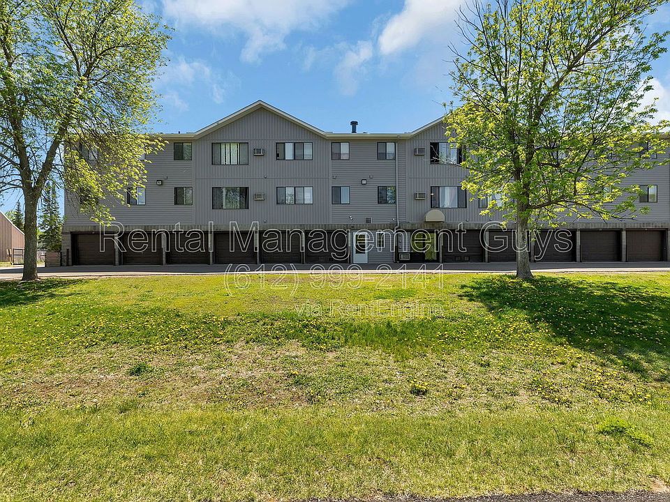 2nd image of 131 Cedar St #304