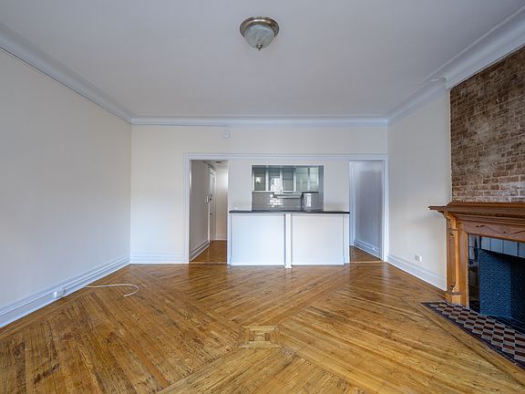 5th image of 146 W 72nd St #4B