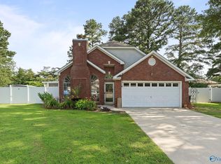 1941 S Brownstone Ct SW, Decatur, AL 35603