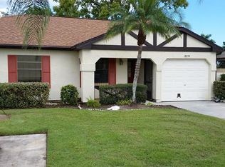 2211 SE Brekenridge Cir, Port Saint Lucie, FL 34952