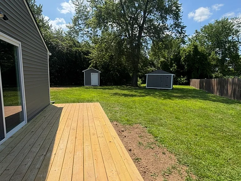 Gale Ave — Photo 6